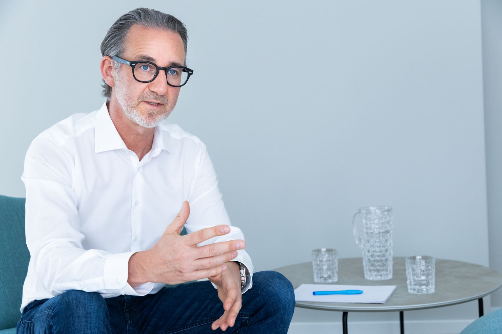 Dr. Marcus Brose erklärt im Gespräch